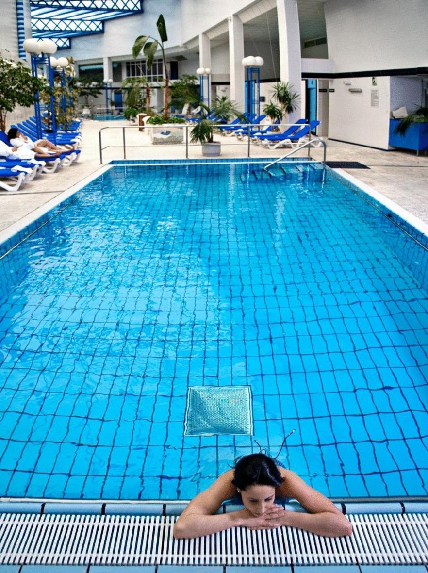 Arnoia Caldaria Hotel Y Balneario Exterior photo